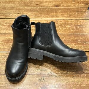 Black Chelsea Boots SZ 38
